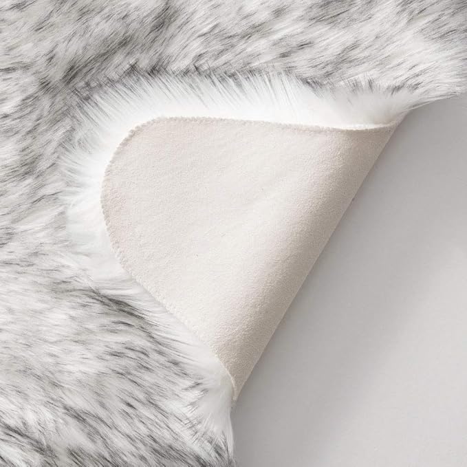 MIULEE Luxury Super Soft Fluffy Area Rug Faux Fur Sheepskin Rug Decorative Plush Shaggy Carpet for Bedside Sofa Floor Nursery 3 x 5 Feet, Gradient Grey