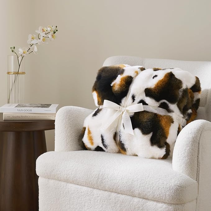 Cozy Bliss Cow Print Faux Fur Throw Blanket for Couch, Fuzzy Soft Plush Thick Bubble Blanket for Sofa Bedroom Living Room, 50x60 Inches