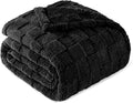Exclusivo Mezcla King Size Flannel Fleece Blanket, Super Soft and Warm Lightweight Checkered Pattern Blankets for All Seasons, 90x104 Inches, Black