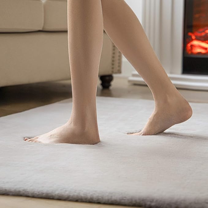 Ashler Faux Fur Rug, Ultra Soft Faux Rabbit Fur, Grey Area Rugs, 4 x 6 Feet Rectangle, Machine Washable Nursery Decor Throw Rugs for Bedroom, Kids Room, Living Room
