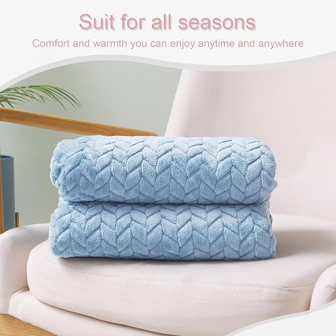 Exclusivo Mezcla Fleece Throw Blanket for Couch and Bed, 50x70 Inches Soft Cozy Jacquard Flannel Blankets, Lightweight Fuzzy Plush Warm Throws for Women, Light Blue