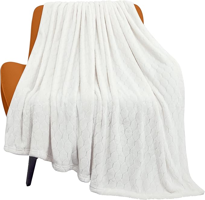 TOONOW Fleece Blanket Fuzzy Plush Throw Blanket 50" x 60", Super Soft Fluffy Bed Blanket Geometric Pattern Comfy Microfiber Flannel Blankets for Couch, Bed, Sofa, Cream White