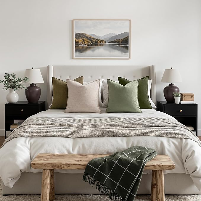 MIULEE Green and White Pillow Covers Pack of 4 Decorative Natural Solid Throw Pillow Covers Soft Accent Boho Farmhouse Couch Pillowcases Modern Spring Decor for Living Room Bed Sofa 18x18 Inch