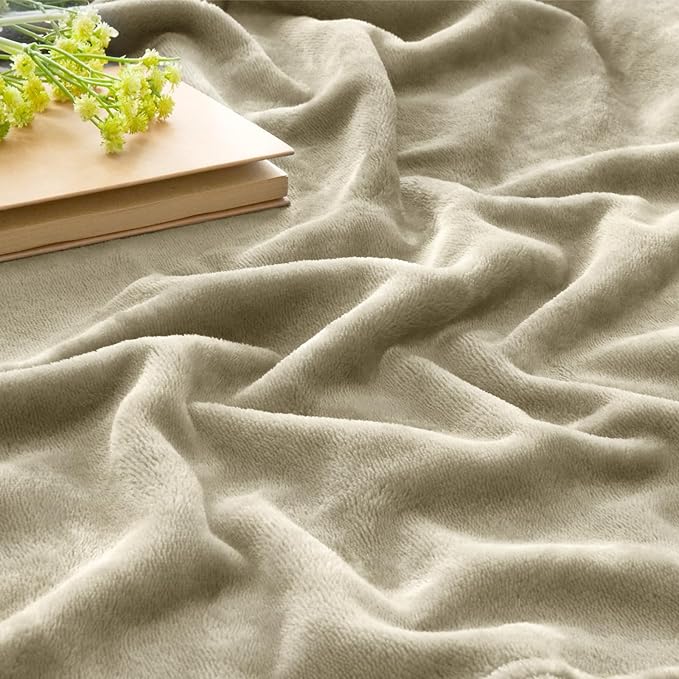 BEDELITE Fleece Blanket Oat Linen Throw Blankets for Couch & Bed, Luxury Plush Cozy Fuzzy Blanket 50x60 inches, Super Soft Warm Lightweight Throw Blanket for Travel Camping