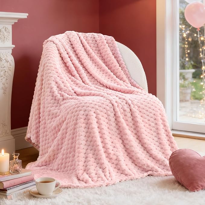BEDELITE Fleece Blanket Twin Size for Bed Couch, 3D Jacquard Decorative Pink Throw Soft and Cozy Warm Plush Fuzzy Blanket All Seasons Suitable, 60x80Inches