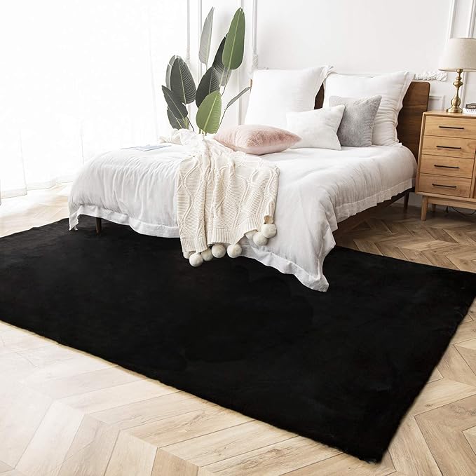 Ashler Faux Fur Rug, Ultra Soft Faux Rabbit Fur, Black Area Rugs, 6 x 9 Feet Rectangle, Machine Washable Nursery Decor Throw Rugs for Bedroom, Kids Room, Living Room