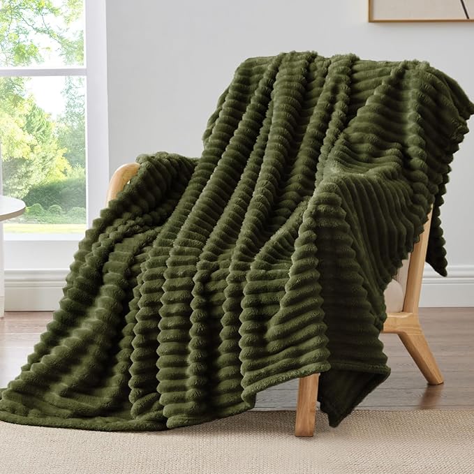 BEDELITE Twin Blanket for Couch & Bed, 300GSM Soft & Warm Fleece Blanket, Decorative and Giftable Striped Olive Green Blankets for Women, Men, 60"x80"