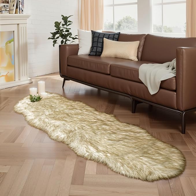 Ciicool Ultra Soft Faux Sheepskin Fur Rug Fluffy Rug for Bedroom Fuzzy Carpet for Living Room Kid's Room Nursery Decor, White Gradient Dark Green 2 x 6 Feet