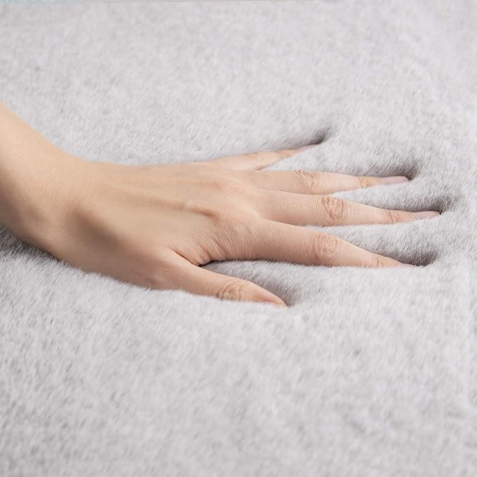 Ashler Faux Fur Rug, Ultra Soft Faux Rabbit Fur, Grey Area Rugs, 6 x 9 Feet Rectangle, Machine Washable Nursery Decor Throw Rugs for Bedroom, Kids Room, Living Room