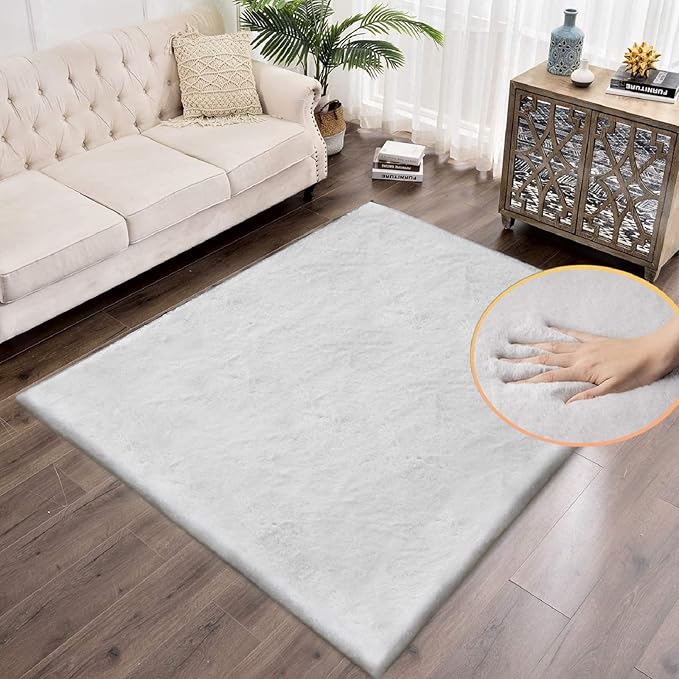ORINOVA Washable Area Rugs 5x8 Rugs for Living Room Silver Grey Faux Rabbit Fur Rug for Bedroom Faux Sheepskin Rug Teen Room Home Décor