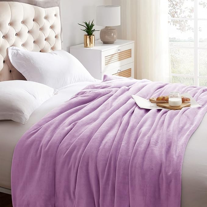 KMUSET Fleece Blanket Throw Size Lilac Lightweight Super Soft Cozy Luxury Bed Blanket Microfiber