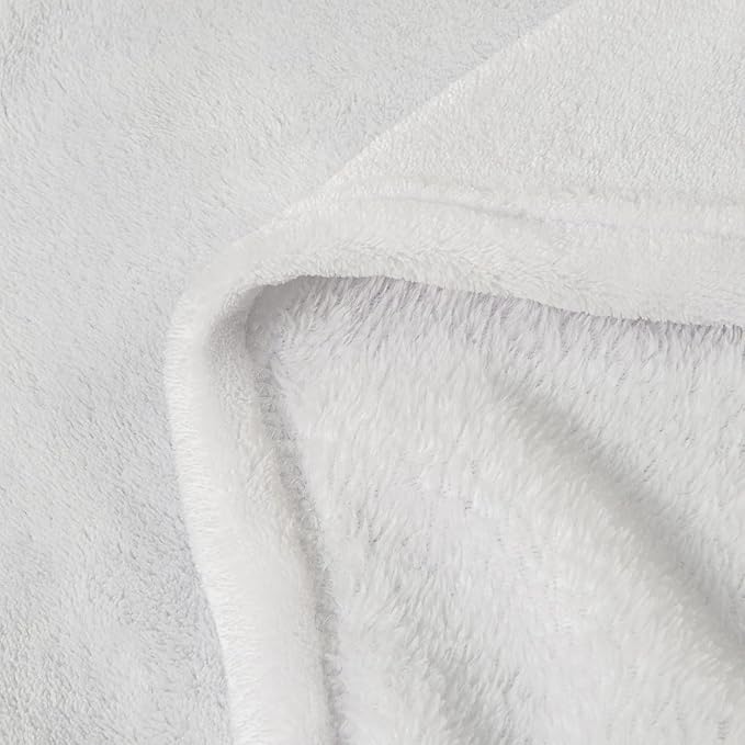 BEDELITE Fleece Blanket White Throw Blanket for Couch & Bed, Luxury Plush Cozy Fuzzy Blanket 50" x 70", Super Soft Warm Lightweight Fall Throw Blanket for Travel Camping