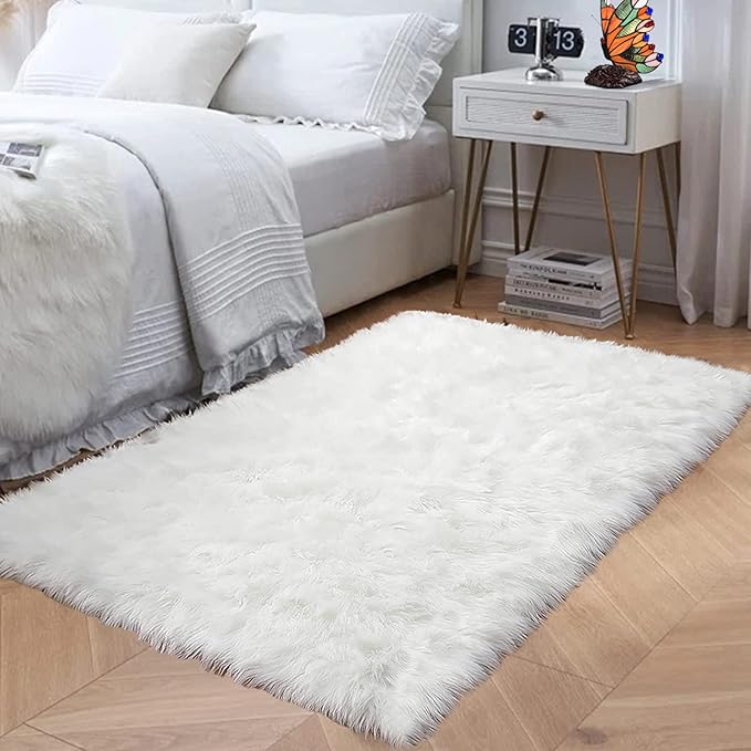 Goolela White Fluffy Fuzzy Rug 3x5 Faux Fur Sheepskin Rug for Bedroom Bedside Furry Carpet for Living Room Soft Rectangle