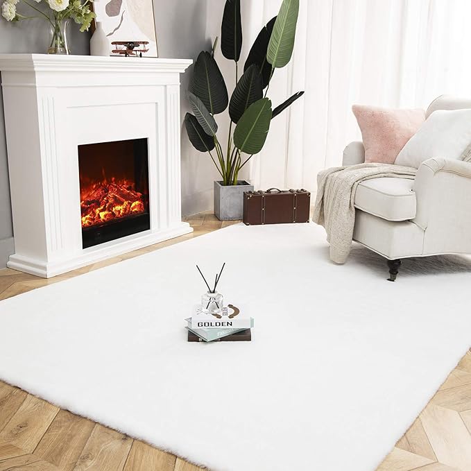 Ashler Faux Fur Rug, Ultra Soft Faux Rabbit Fur, White Area Rugs, 5 x 7 Feet Rectangle, Machine Washable Nursery Decor Throw Rugs for Bedroom, Kids Room, Living Room