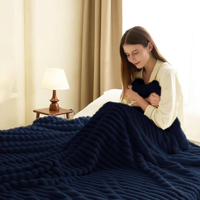 HIMEET Navy Blue Ribbed Twin Blanket for Bed - 300GSM Lightweight Soft Fleece Blanket for Men Women, Blankets Graduation Birthday Gifts, Striped Spring Home School Dorm Decor, Navy Blue, 60x80 Inches