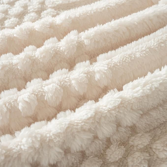 50x70 Inch Beige Throw Blanket - Soft & Fluffy Fleece, Cute & Aesthetic, Perfect for Sofa, Couch, Chair, Bed, Living Room & Bedroom, All-Season Use, Plush & Cozy Decorative Blanket