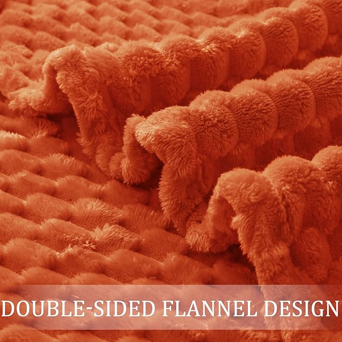 Exclusivo Mezcla Fleece Throw Blanket for Couch, Extra Large Fuzzy Burnt Orange Bed Blankets, Soft Cozy Plush Sofa Throws for All Seasons, 50x70 Inches