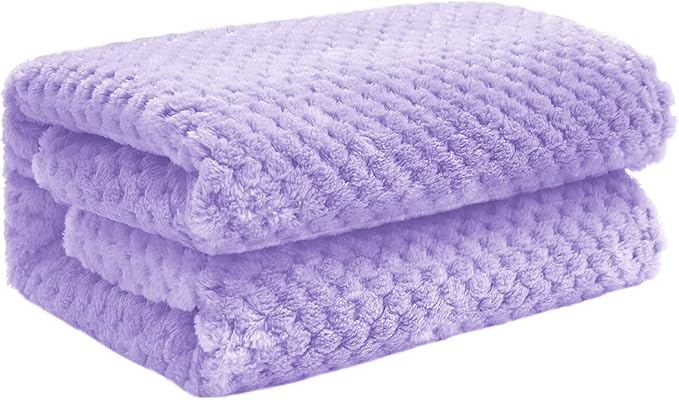 Exclusivo Mezcla Fleece Throw Blanket, Super Soft and Warm Blankets for Couch, Sofa and Bed Waffle Textured, Cozy, Fuzzy and Lightweight (Light Purple, 40x50 Inches)