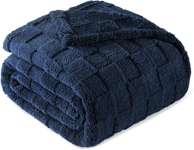 Exclusivo Mezcla Twin Size Flannel Fleece Blanket, Super Soft and Warm Lightweight Checkered Pattern Blankets for All Seasons, 60x80 Inches, Navy Blue