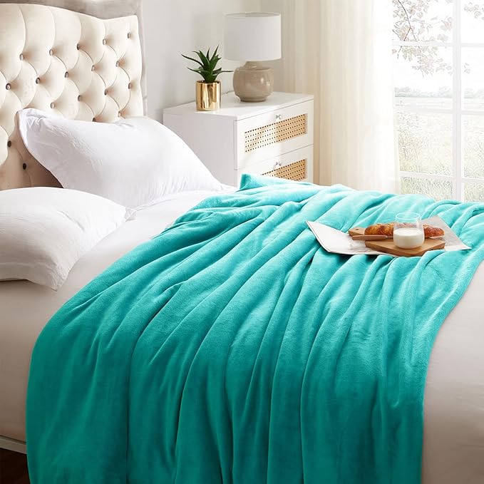 KMUSET Fleece Blanket Twin Size Teal Lightweight Super Soft Cozy Luxury Bed Blanket Microfiber