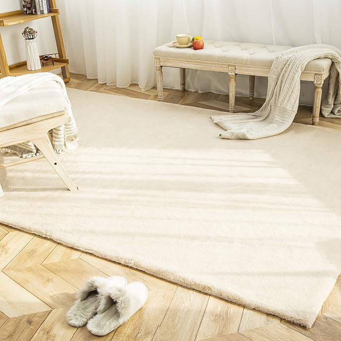 Ashler Faux Fur Rug, Ultra Soft Faux Rabbit Fur, Beige Area Rugs, 6 x 9 Feet Rectangle, Machine Washable Nursery Decor Throw Rugs for Bedroom, Kids Room, Living Room