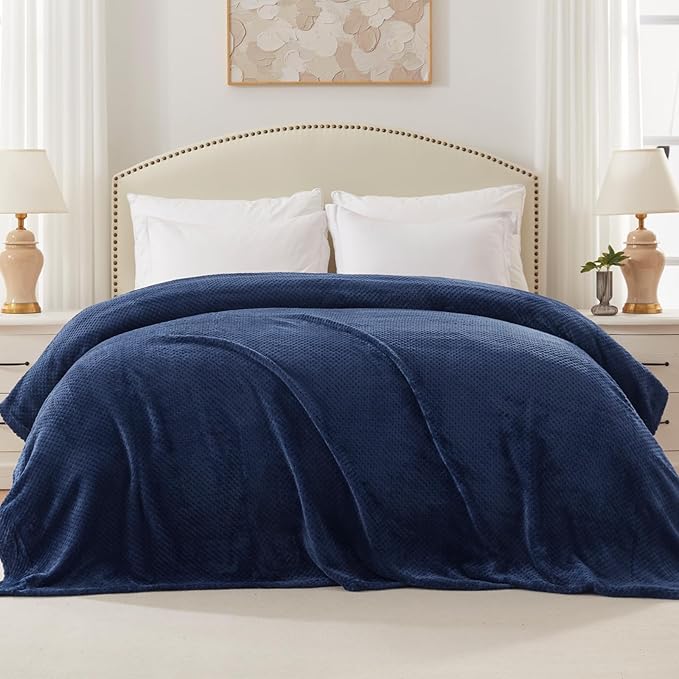 Exclusivo Mezcla Fleece Bed Blanket King Size, Super Soft and Warm Blankets for Couch, Sofa and Bed Waffle Textured, Cozy, Fuzzy and Lightweight (Navy Blue, 90x104 Inches)