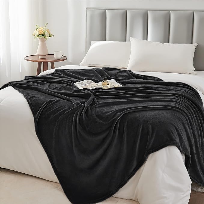 BEDELITE King Size Blanket for Bed, Luxury Plush Cozy Fuzzy Fleece Blanket 108x90 inches, Super Soft Warm Big Lightweight Throw Blanket All Seasons Suitable, Black (Pack of 2)