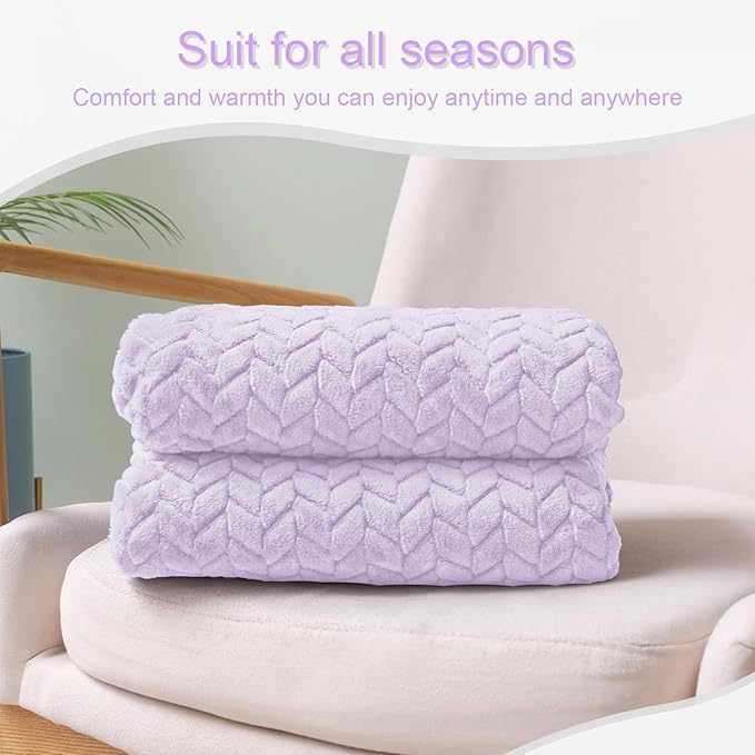 Exclusivo Mezcla Fleece Throw Blanket for Couch and Bed, 50x70 Inches Soft Cozy Jacquard Flannel Blankets, Lightweight Fuzzy Plush Warm Throws for Women, Lilac Purple
