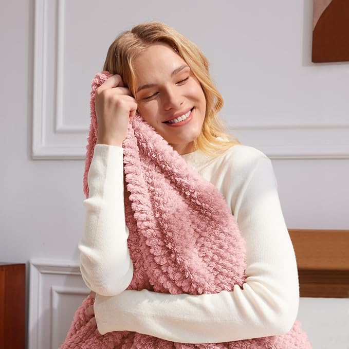Whale Flotilla Extra Large Fuzzy Fleece Throw Blanket for Couch, 50x70 Inch Fluffy Warm Soft Jacquard Blankets for All Season, Lightweight and Cozy, Pink