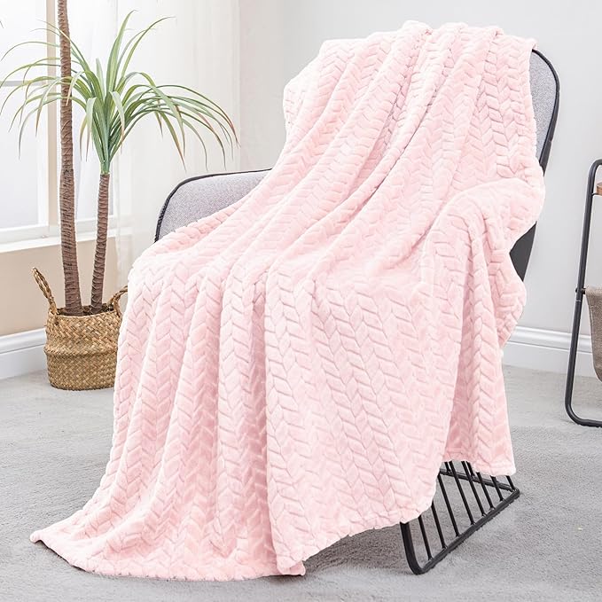 Exclusivo Mezcla Fleece Throw Blanket for Couch and Bed, 50x70 Inches Soft Cozy Jacquard Flannel Blankets, Lightweight Fuzzy Plush Warm Throws for Women, Light Pink