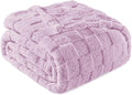 Exclusivo Mezcla Fleece Throw Blanket for Couch,Super Soft and Warm Lightweight Checkered Pattern Blanket for All Seasons, 50x60 Inches, Light Purple