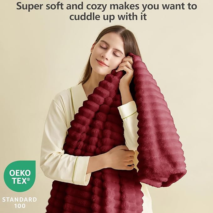HIMEET Deep Red Ribbed Twin Blanket for Bed - 300GSM Lightweight Soft Fleece Blanket for Men Women, Blankets Graduation Birthday Gifts, Striped Spring Home School Dorm Decor, Deep Red, 60x80 Inches