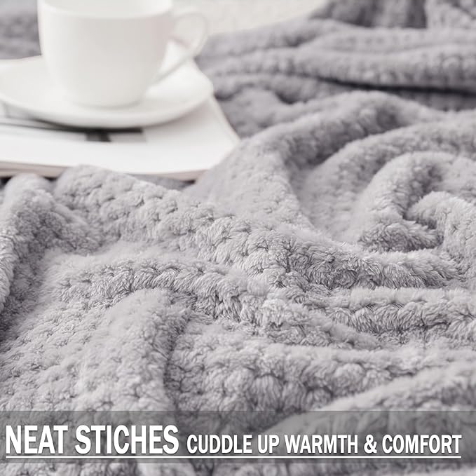 Exclusivo Mezcla Fleece Bed Blanket Twin Size, Super Soft and Warm Blankets for Couch, Sofa and Bed Waffle Textured, Cozy, Fuzzy and Lightweight (Light Grey, 60x80 inches)