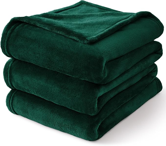 BEDELITE Fleece Blankets Queen Size Forest Green Throw Blankets for Bed, Luxury Plush Cozy Fuzzy Blanket 90x90 inches, Super Soft Warm Lightweight Throw Blanket All Seasons Suitable