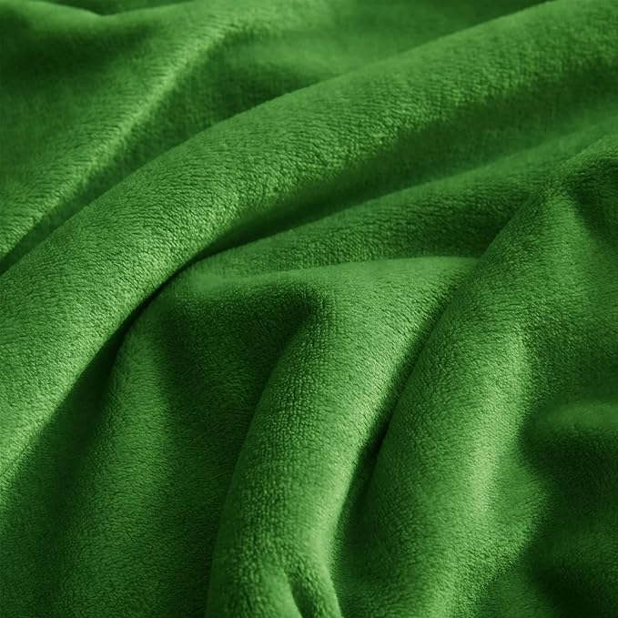 KMUSET Fleece Blanket Throw Size Emerald Lightweight Super Soft Cozy Luxury Bed Blanket Microfiber