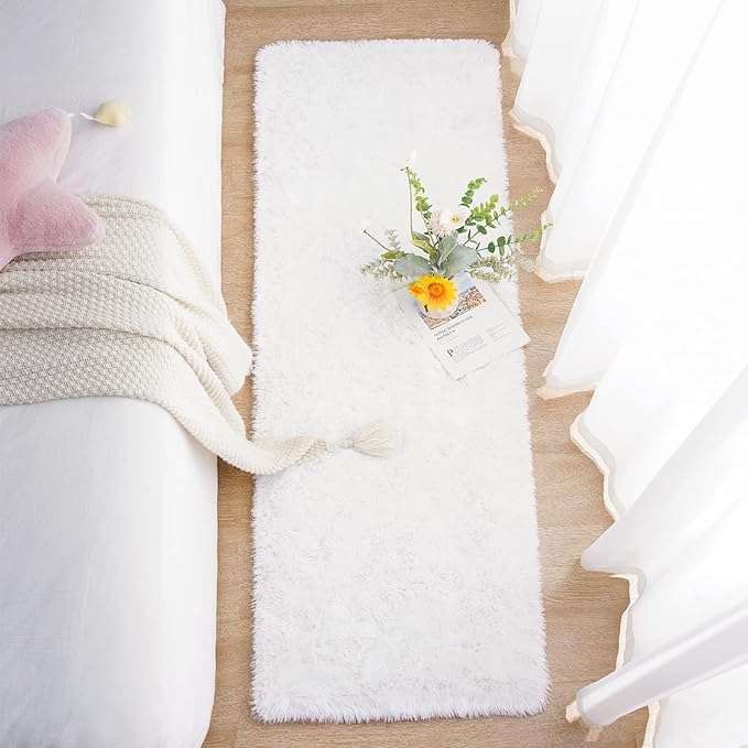 Chicrug Soft Runner Rug for Bedroom Living Room Plush Fluffy Rugs 2x6 Feet, Shag Furry Runner Rug Carpet Non Shedding for Nursery Children Kids Girls Room Home Decorative, Cream