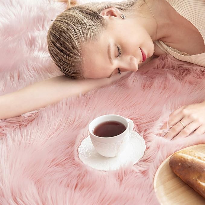 Ashler Faux Fur Rug, Pink Fluffy Shaggy Area Rug, Soft 3x3 Ft Round Sheepskin, Fuzzy Machine Washable Carpet, Nursery Rug for Kids Bedroom, Living Room