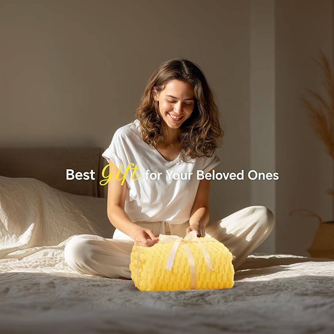 BEDELITE Fleece Blanket - 3D Jacquard Decorative Light Yellow Twin Blankets for Couch & Bed, Soft and Cozy Warm Plush Fluffy Blanket All Seasons Suitable, 60x80Inches