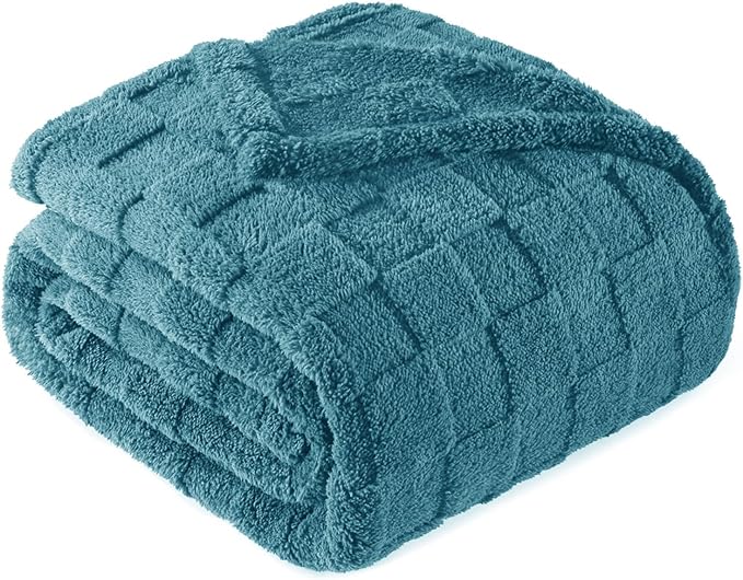 Exclusivo Mezcla Queen Size Flannel Fleece Blanket, Super Soft and Warm Lightweight Checkered Pattern Blanket for All Seasons, 90x90 Inches, Slate Blue