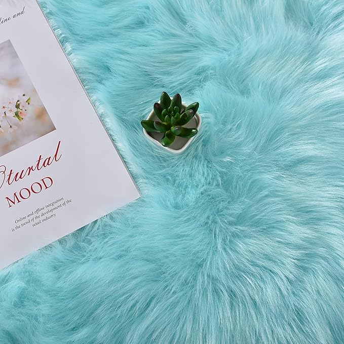 Latepis Fluffy Light Blue Round Rug 5ft Faux Fur Fluffy Washable Rugs Shag Circle Rugs for Living Room Bedroom Plush Throw Rug Room Decor
