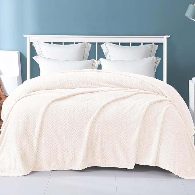 Exclusivo Mezcla Fleece Queen Size Blanket for Bed, 90x90 Inches Soft Cozy Jacquard Flannel Blankets, Lightweight Fuzzy Plush Warm for Women, Off White