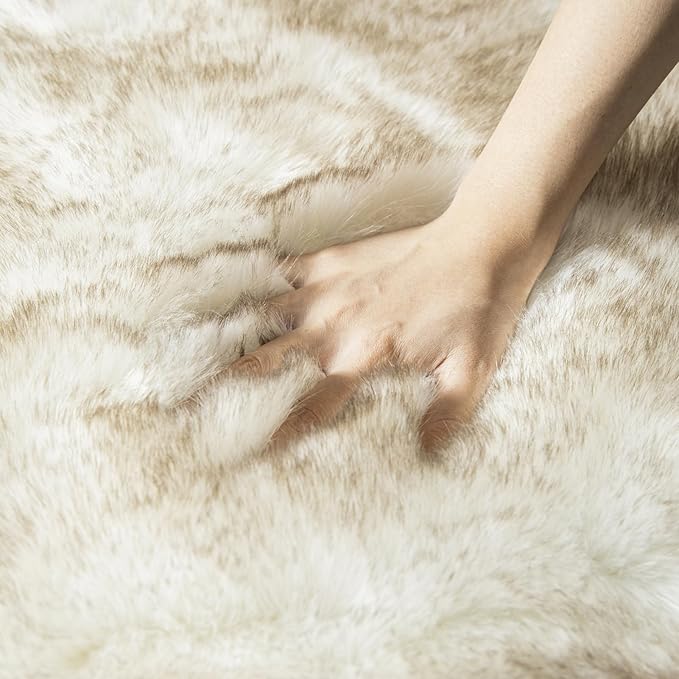 Ashler Ultra Soft Faux Fox Fur Rug White Brown Fluffy Area Rug, Carpets Fluffy Rug Chair Couch Cover for Bedroom Floor Sofa Living Room 2 x 3 Feet