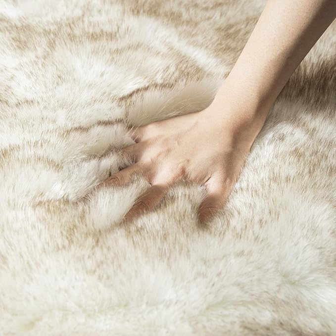 Ashler HOME DECO Soft Fox Faux Fur Chair Couch Cover Area Rug for Bedroom Floor Sofa Living Room White Brown Rectangle 2 x 3 Feet