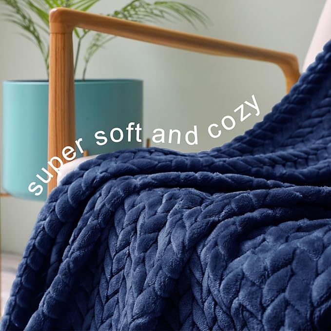 Exclusivo Mezcla Fleece Throw Blanket for Couch and Bed, 50x70 Inches Soft Cozy Jacquard Flannel Blankets, Lightweight Fuzzy Plush Warm Throws for Women, Navy Blue