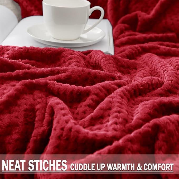 Exclusivo Mezcla Fleece Bed Blanket King Size, Super Soft and Warm Blankets for Couch, Sofa and Bed Waffle Textured, Cozy, Fuzzy and Lightweight (Deep Red, 90x104 Inches)