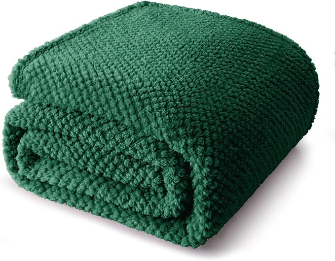 Whale Flotilla Extra Large Fuzzy Fleece Throw Blanket for Couch, 50x70 Inch Fluffy Warm Soft Jacquard Blankets for All Season, Lightweight and Cozy, Emerald Green