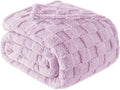 Exclusivo Mezcla King Size Flannel Fleece Blanket, Super Soft and Warm Lightweight Checkered Pattern Blanket for All Seasons, 90x104 Inches, Light Purple
