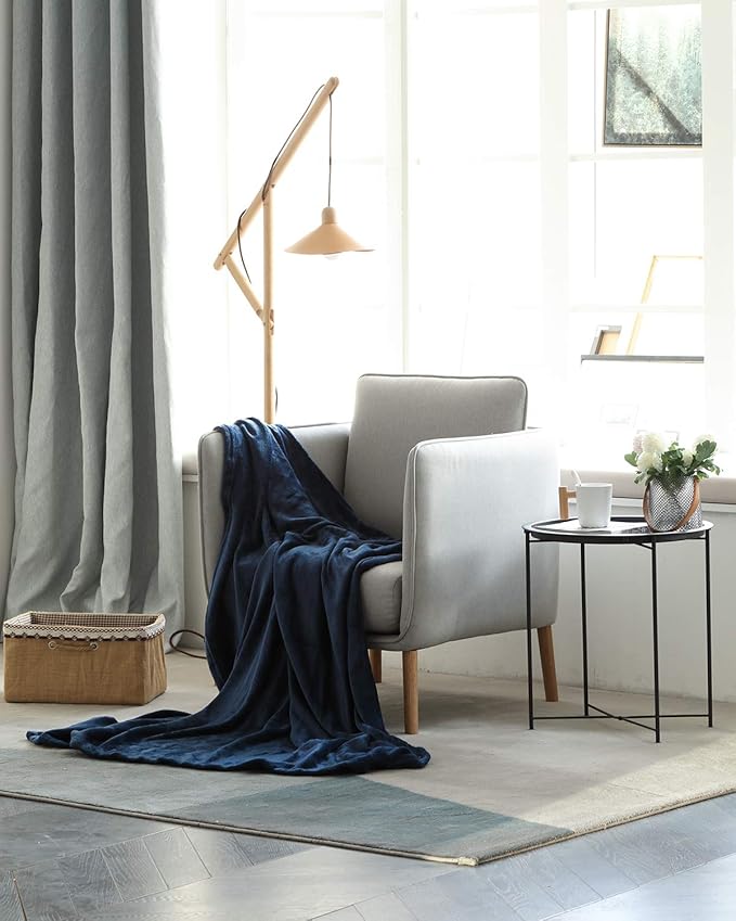 KMUSET Fleece Blanket Navy Queen Size Lightweight Cozy Plush Microfiber Solid Bed Blanket Factory Shop