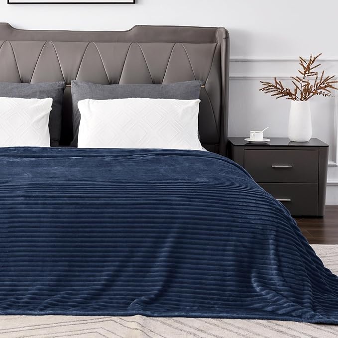 BEDELITE Fleece Throw Blanket for Couch – 3D Ribbed Jacquard Soft and Warm Decorative Fuzzy Blanket – Cozy, Fluffy, Plush Lightweight Navy Throw Blankets for Bed, Sofa, 84x90 inches