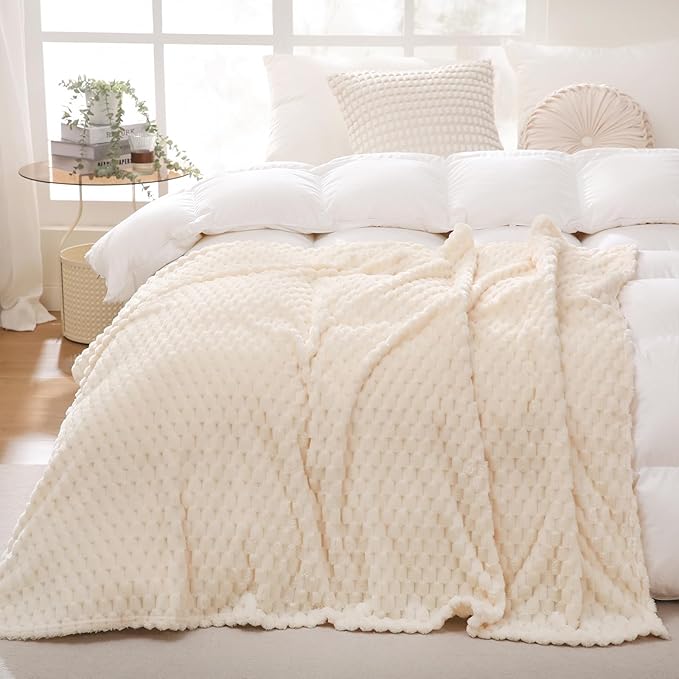 Puncuntex Cream White Throw Blanket 90"×90" inches Fuzzy 3D Jacquard Decorative Flannel Fleece Super Soft Plush Cozy Blanket for Couch Sofa Chair Lightweight